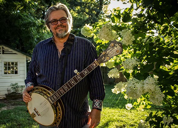 Jeff Mosier with banjo